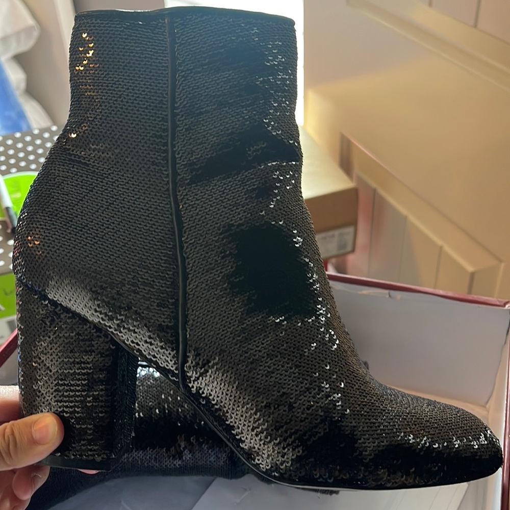 Dressy shoes black sparkly good condition